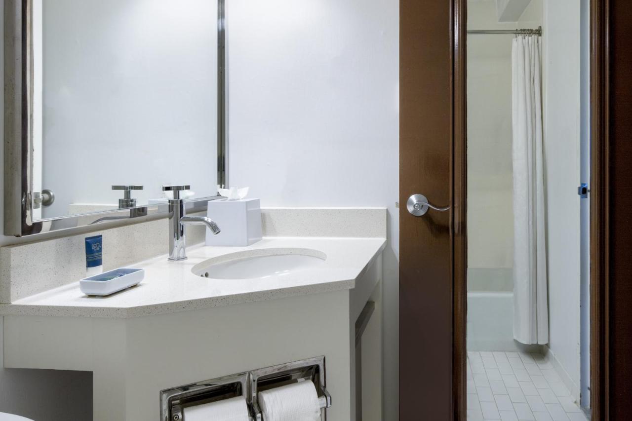 Four Points By Sheraton Houston Citycentre 외부 사진