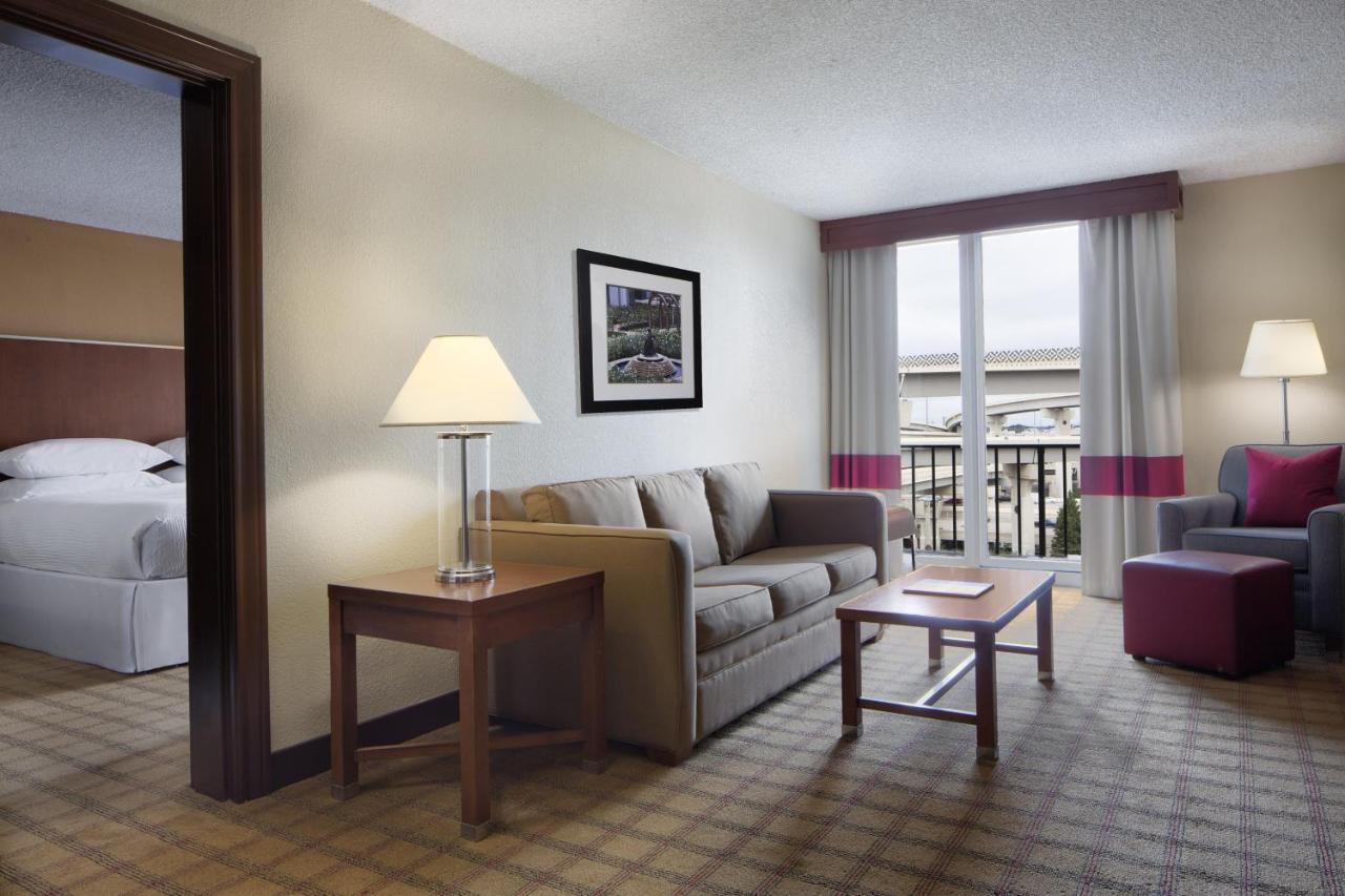 Four Points By Sheraton Houston Citycentre 외부 사진
